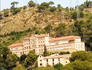 Sant Llàtzer: patrimoni sense ús als peus de Collserola