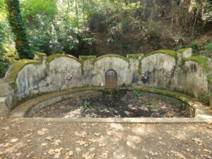 La Font Groga, un racó entre la història i la llegenda